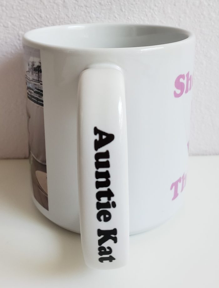 A close up of an auntie mug with the handle on it