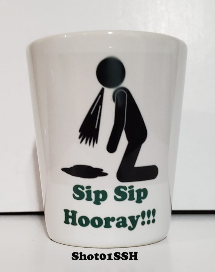 A cup that says sip sip hooray